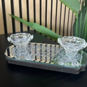 זוג פמוטי זכוכית מחוברים למגש אבנים מעוטר 20x9.5 ס״מ